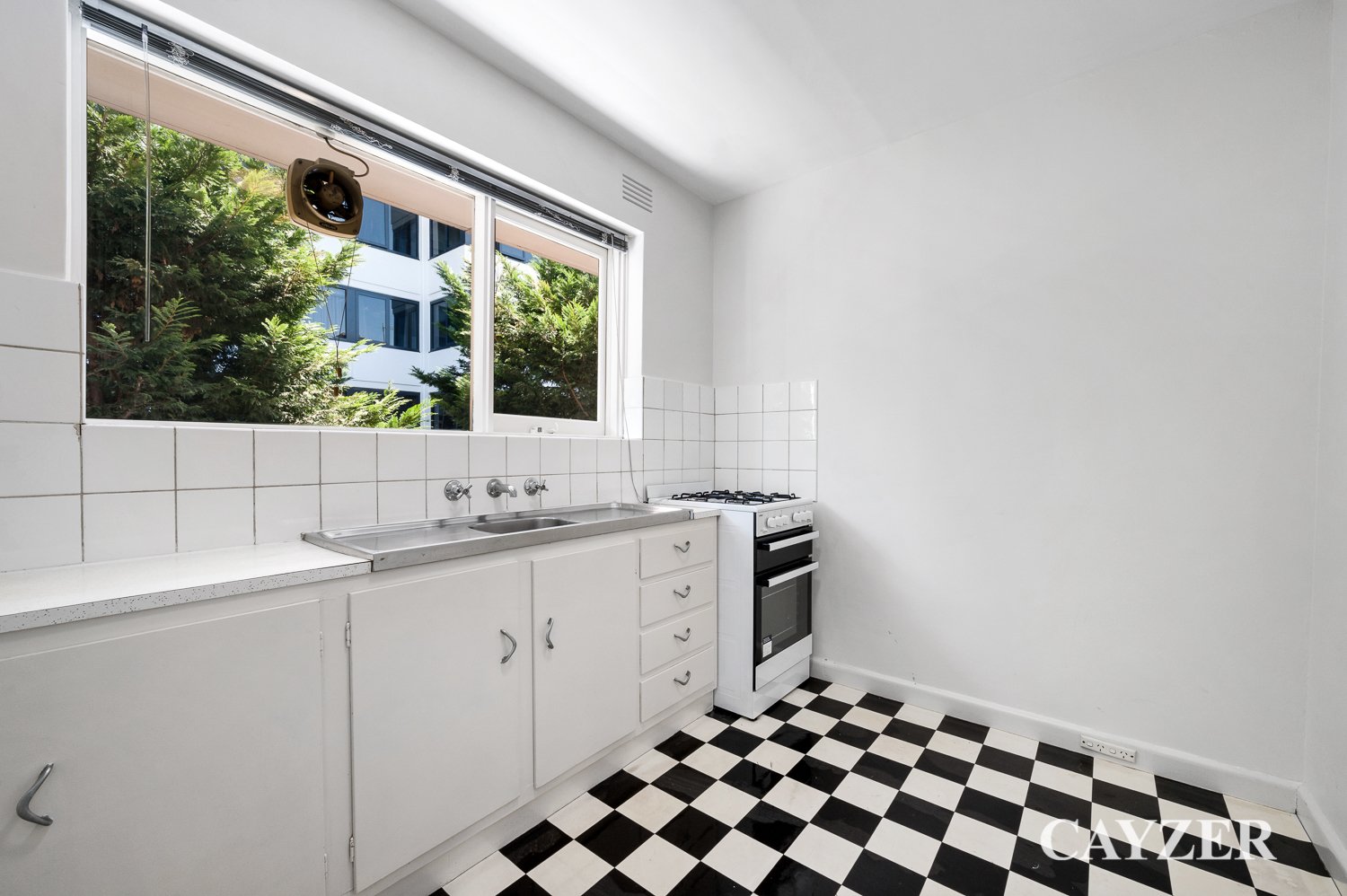 Gallery: 7/52 Canterbury Road