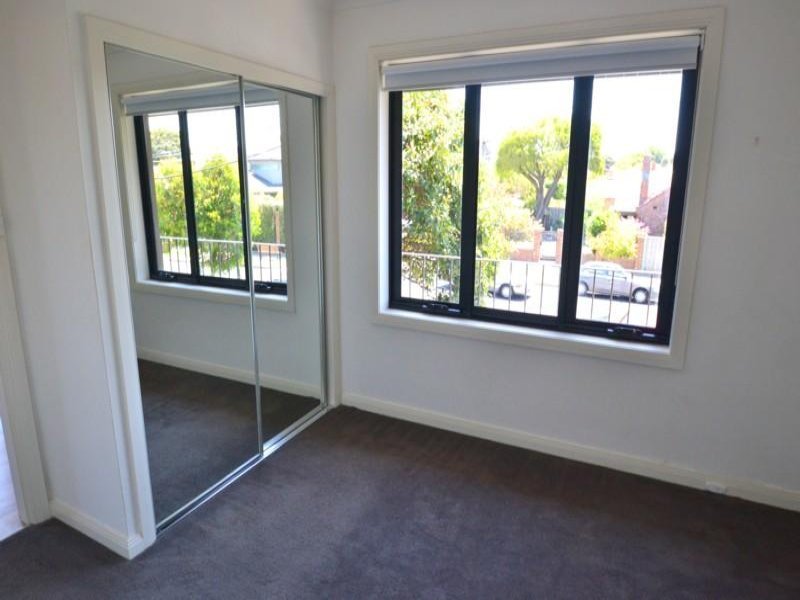 Gallery: 7/52 Plummer Road