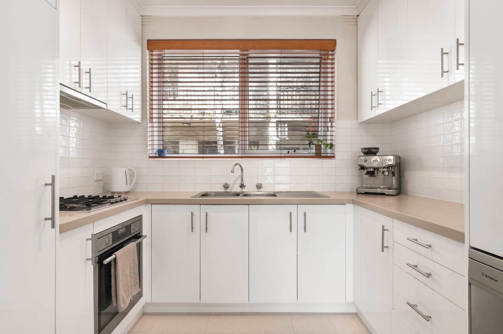Gallery: 7/52 Scott Street