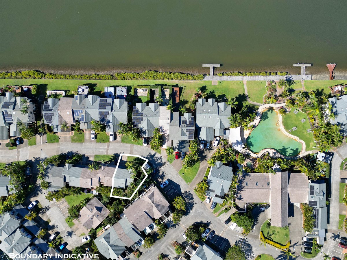 75/215 Cottesloe Drive Mermaid Waters 4