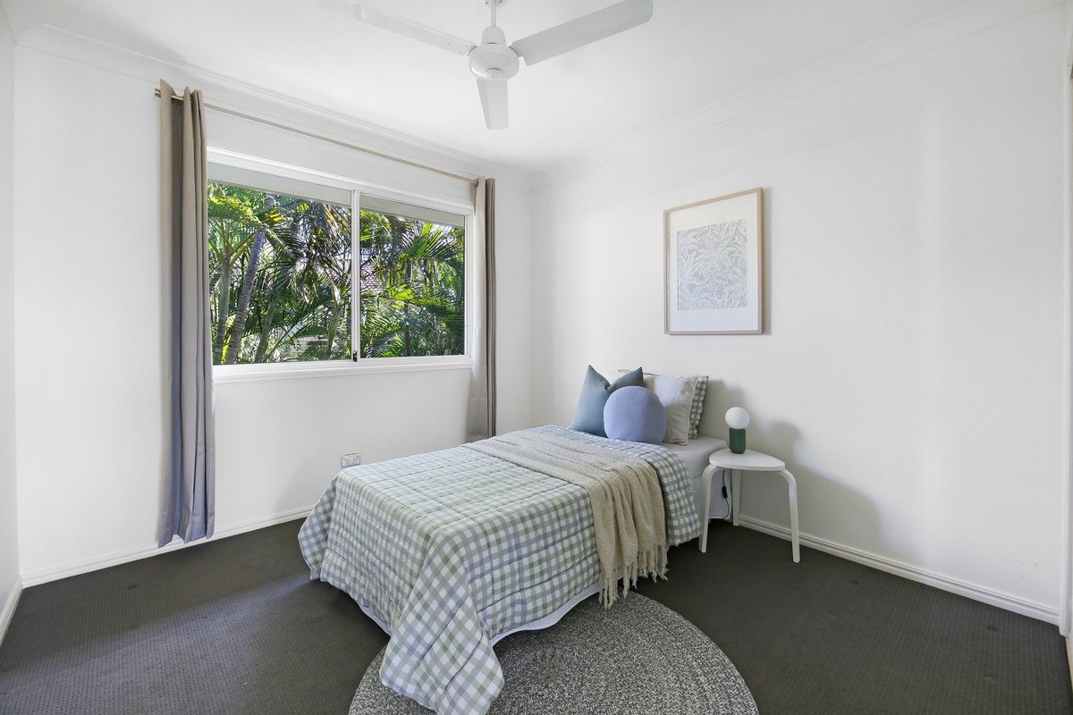 75/215 Cottesloe Drive Mermaid Waters 9