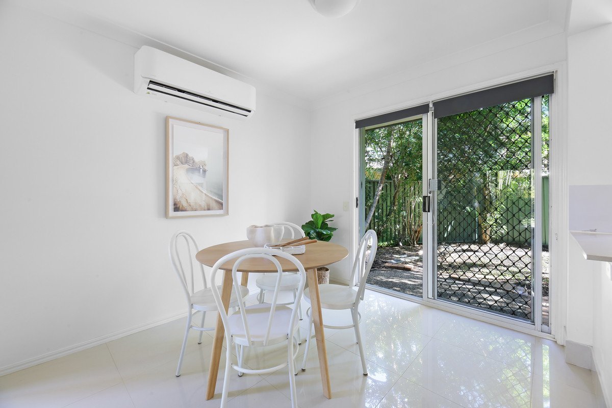 75/215 Cottesloe Drive Mermaid Waters 11