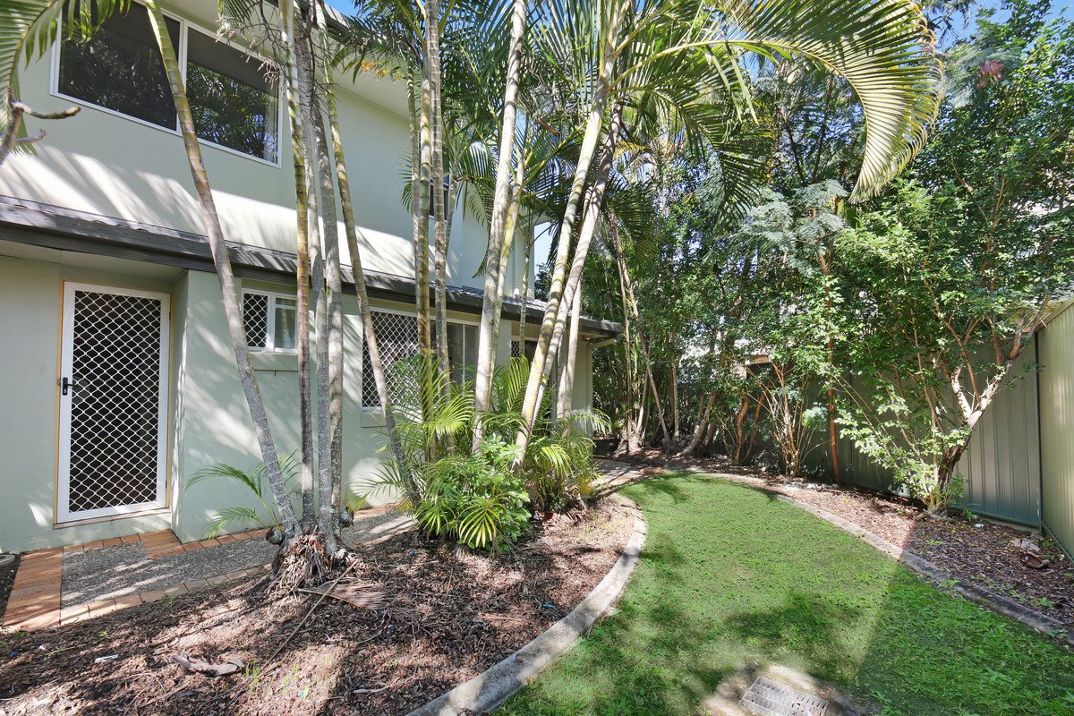 75/215 Cottesloe Drive Mermaid Waters 17