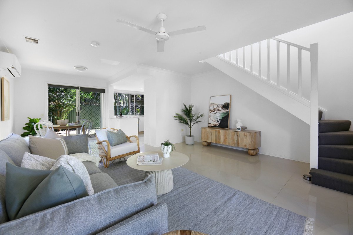 75/215 Cottesloe Drive Mermaid Waters 2