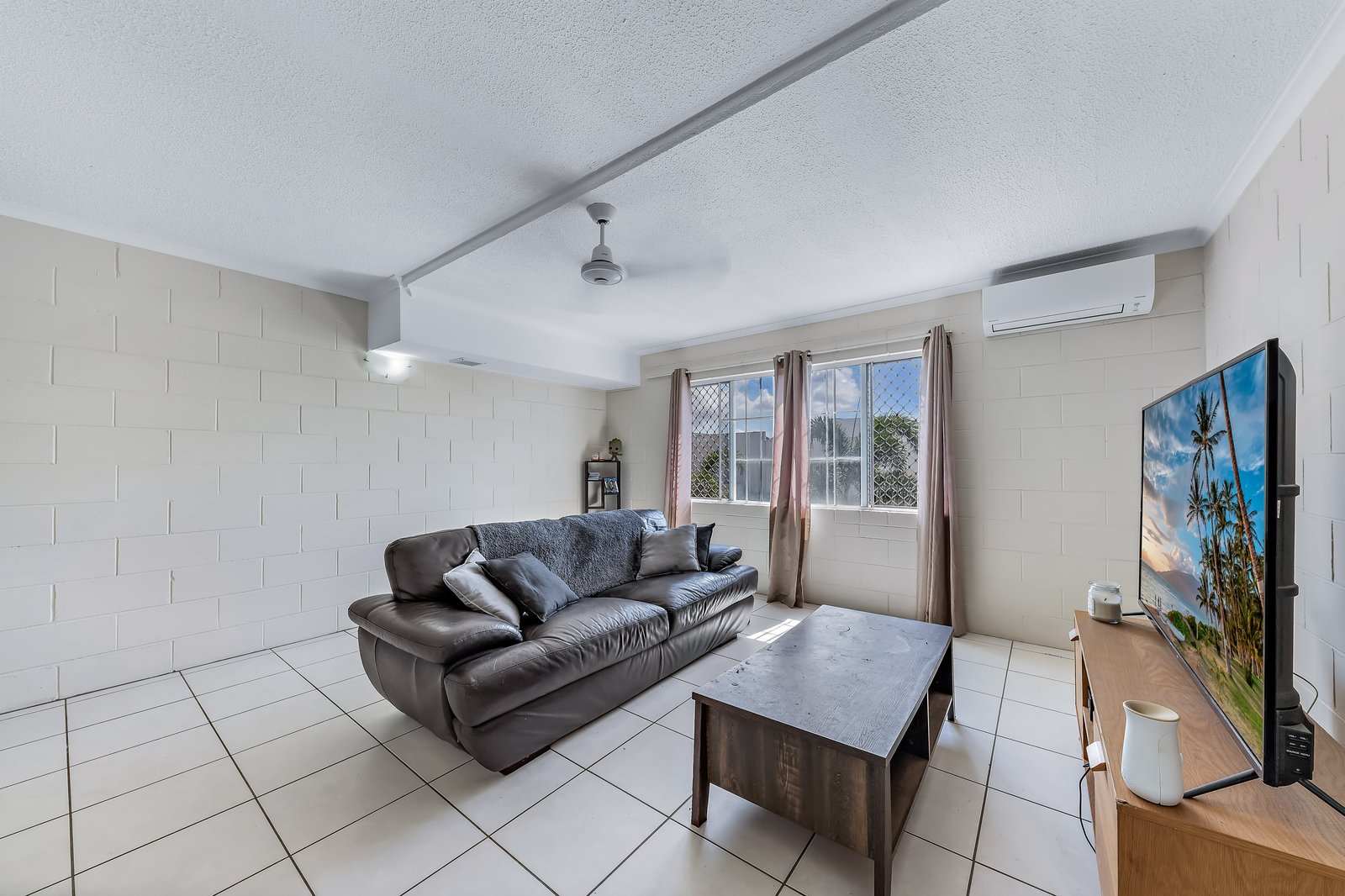 75/3 Eshelby Drive CANNONVALE 6