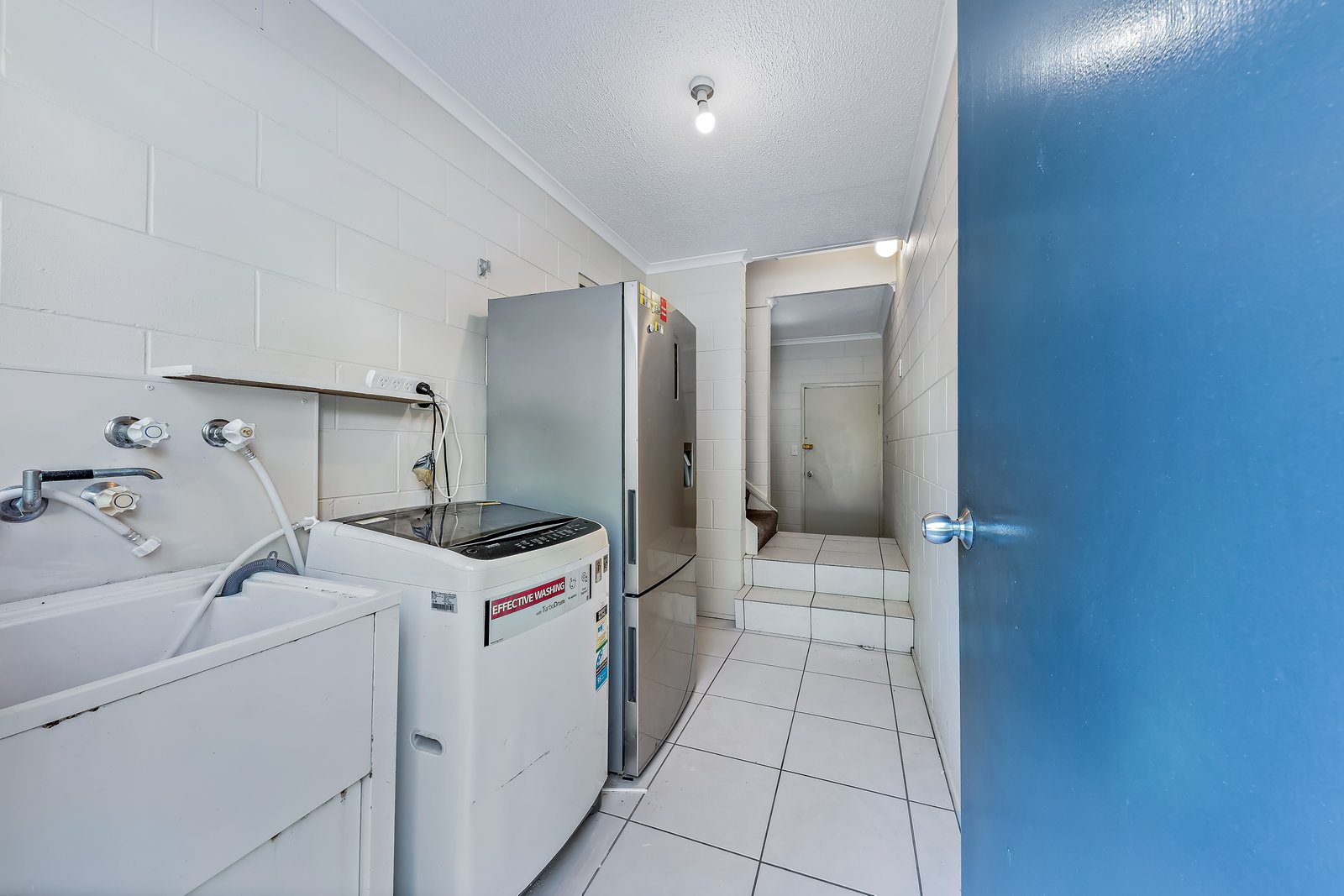 75/3 Eshelby Drive CANNONVALE 9