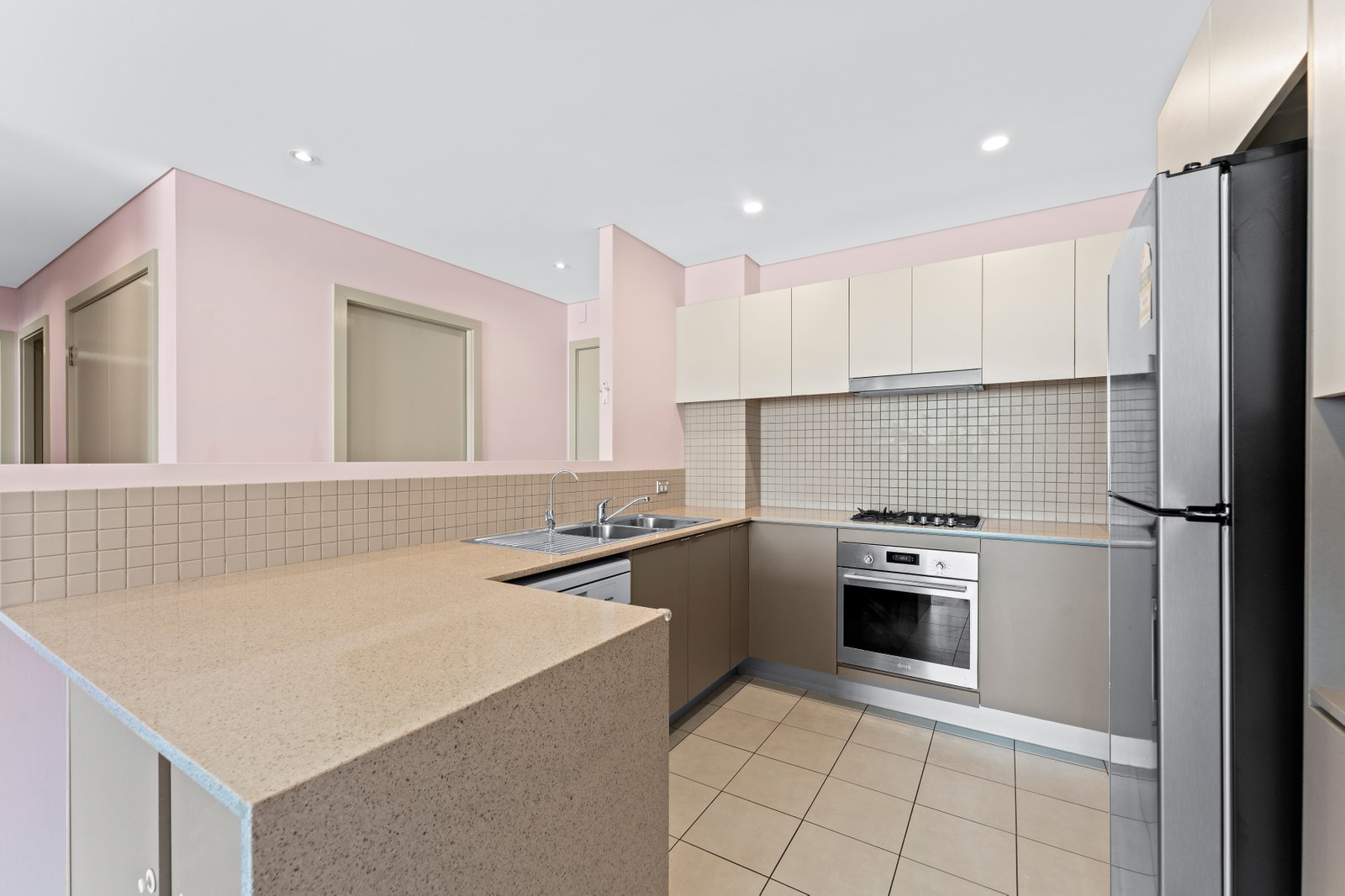 75/313-323 Crown Street WOLLONGONG 2