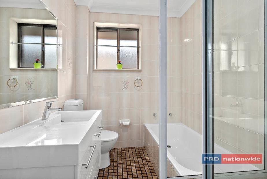 7/54 St Georges Parade HURSTVILLE 4