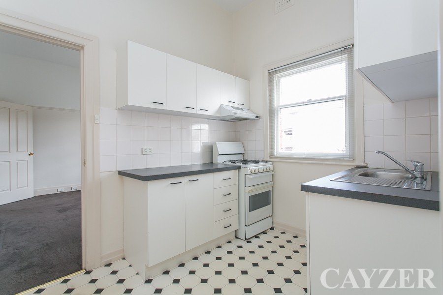 Gallery: 7/56-58 St Vincent Place North