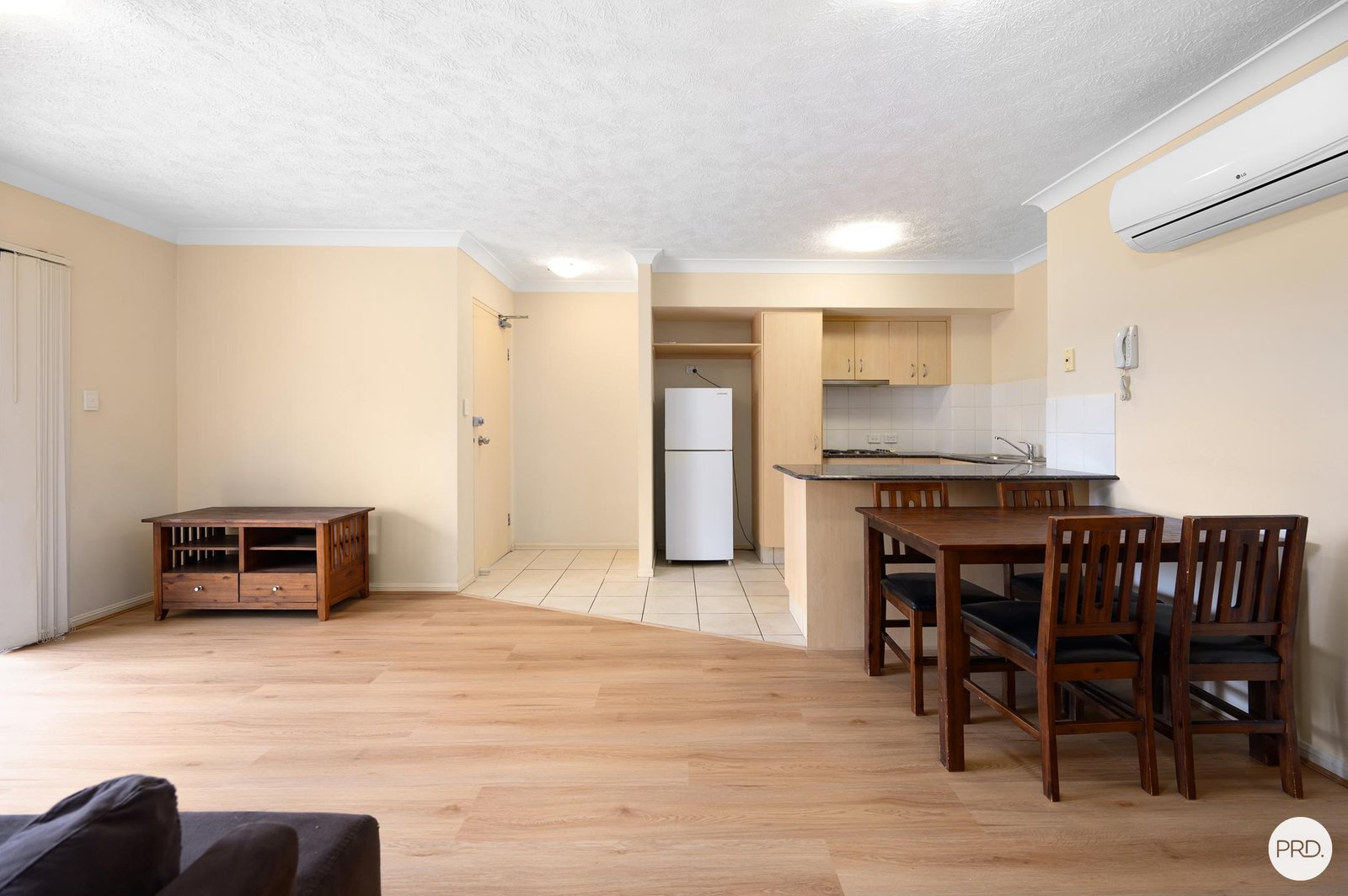 75/61 North Street SOUTHPORT 4