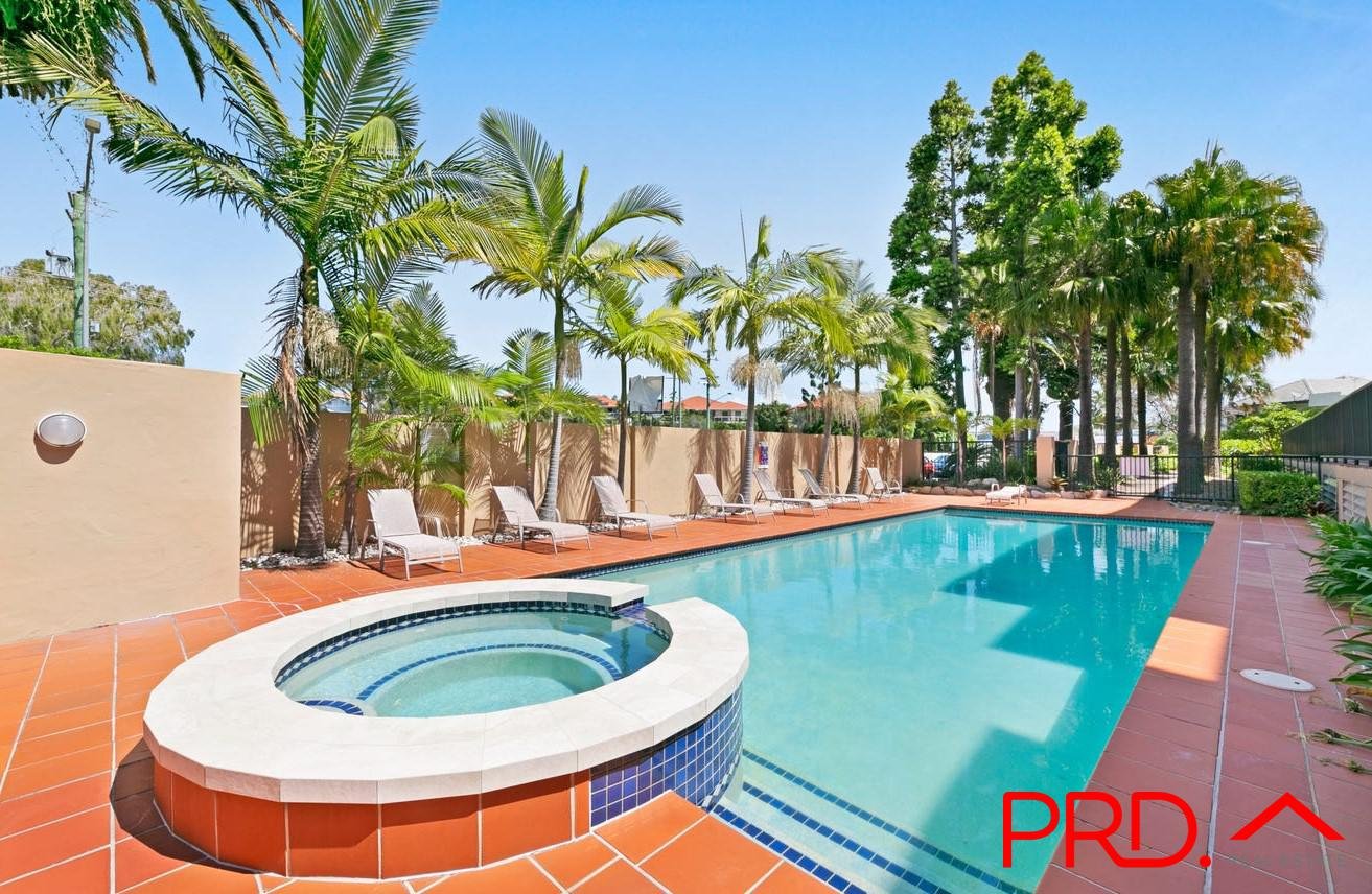 75/61 North Street SOUTHPORT 2