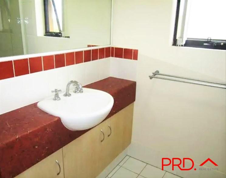 75/61 North Street SOUTHPORT 7