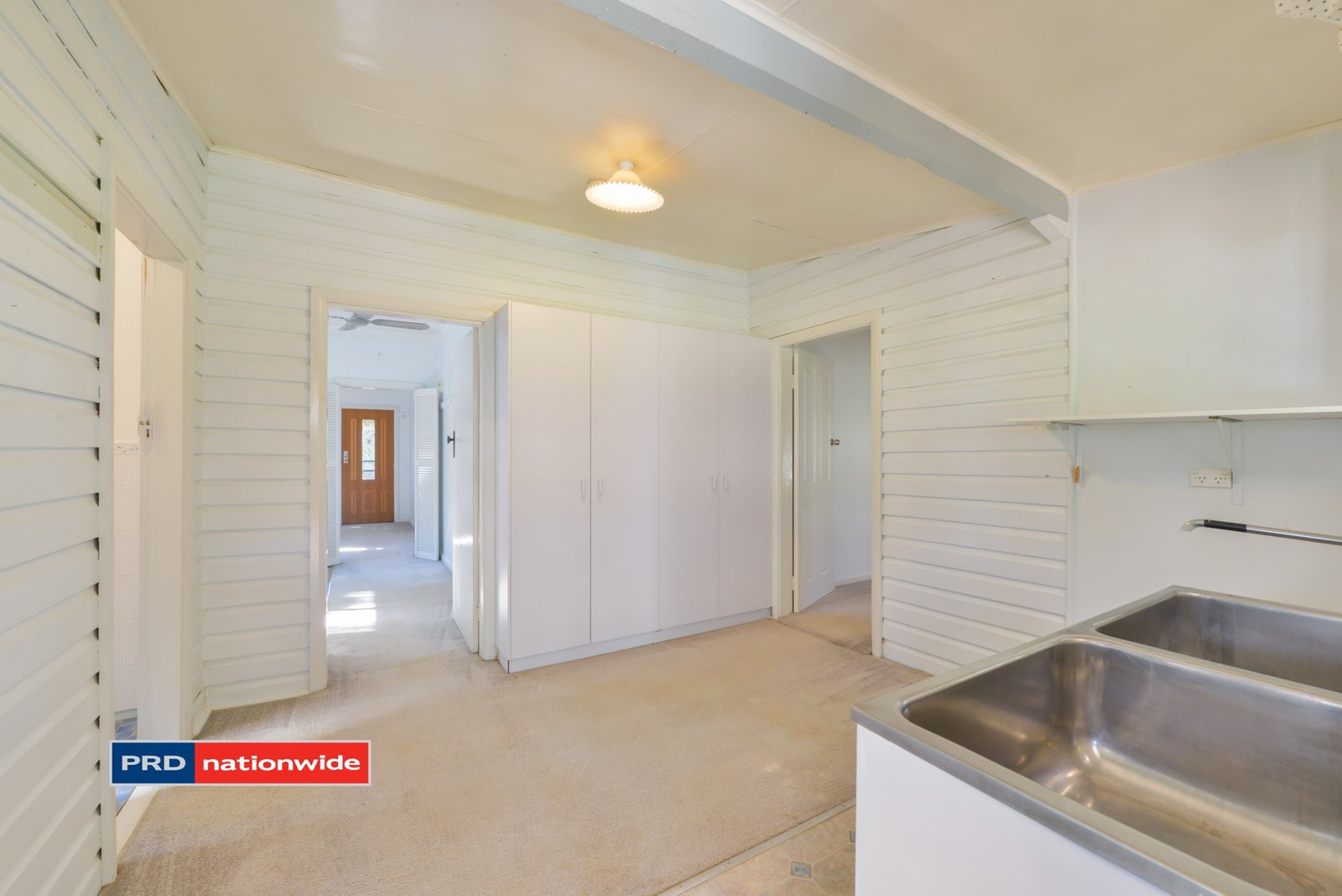 757 New England Highway TAMWORTH 9