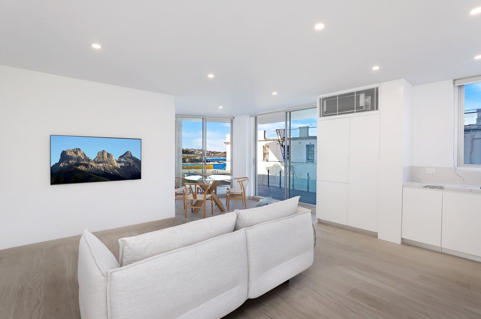 7/58-60 Carr Street COOGEE 4