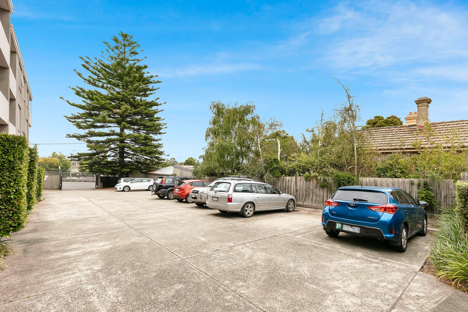 Real Estate and Property in 758 Burwood Road, Hawthorn East, VIC