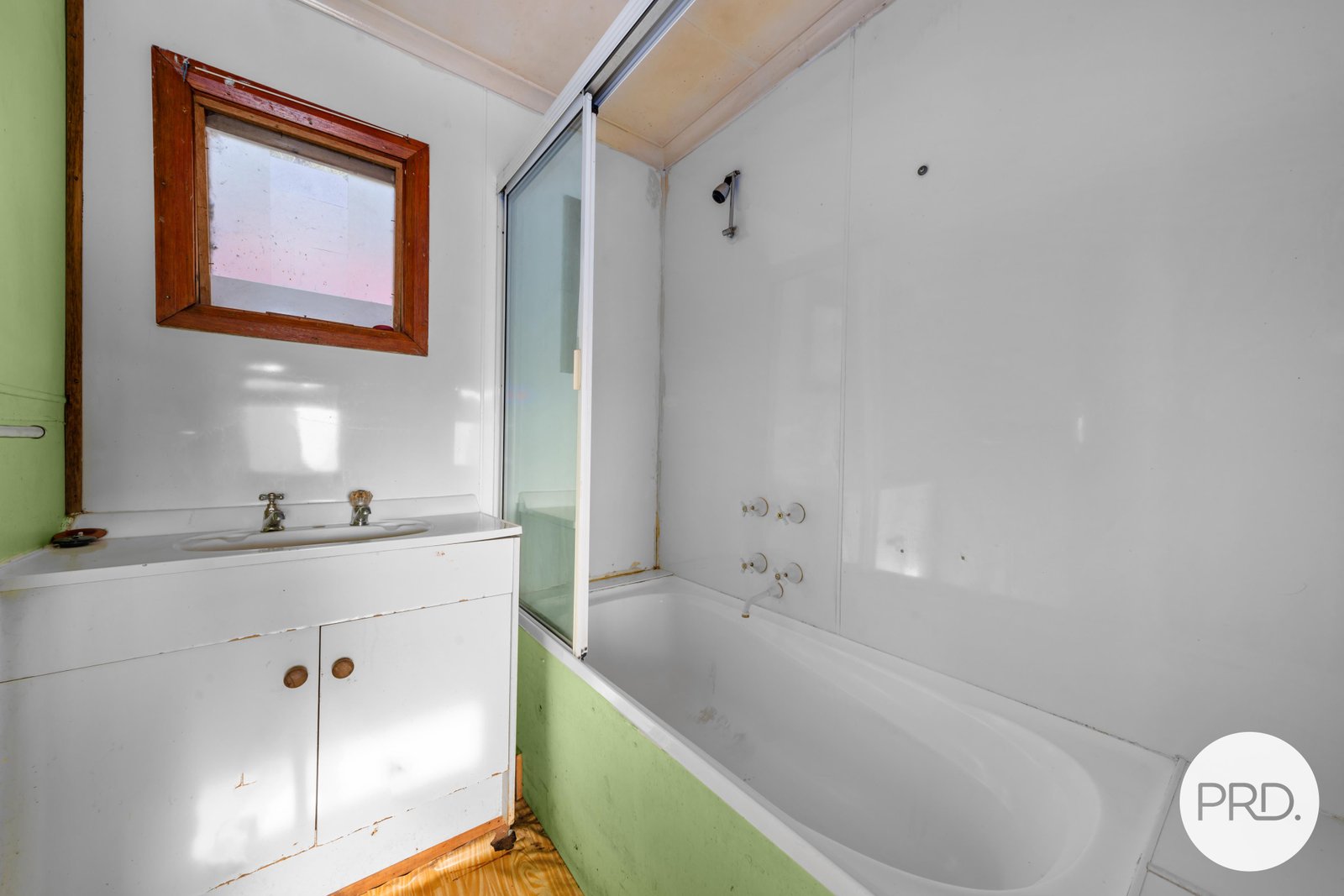 759 Lachlan Road LACHLAN 12