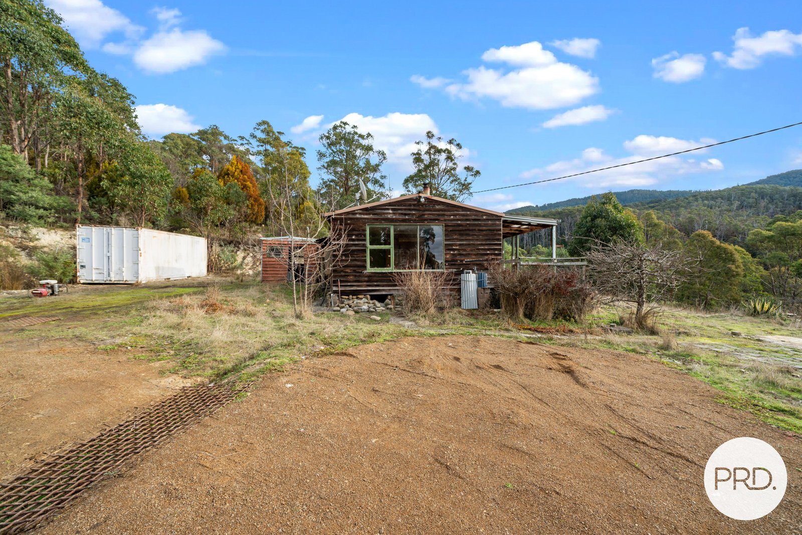 759 Lachlan Road LACHLAN 16