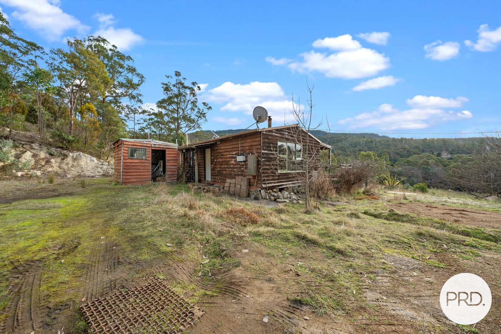 759 Lachlan Road LACHLAN 18