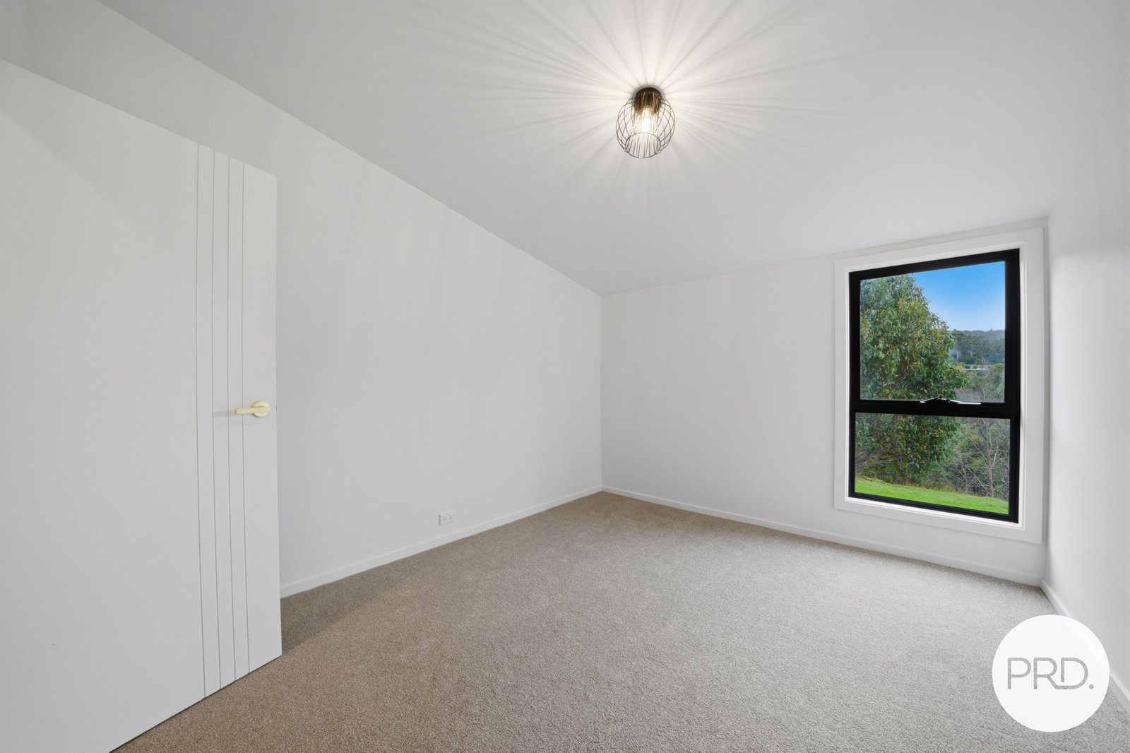 759 Lachlan Road LACHLAN 15