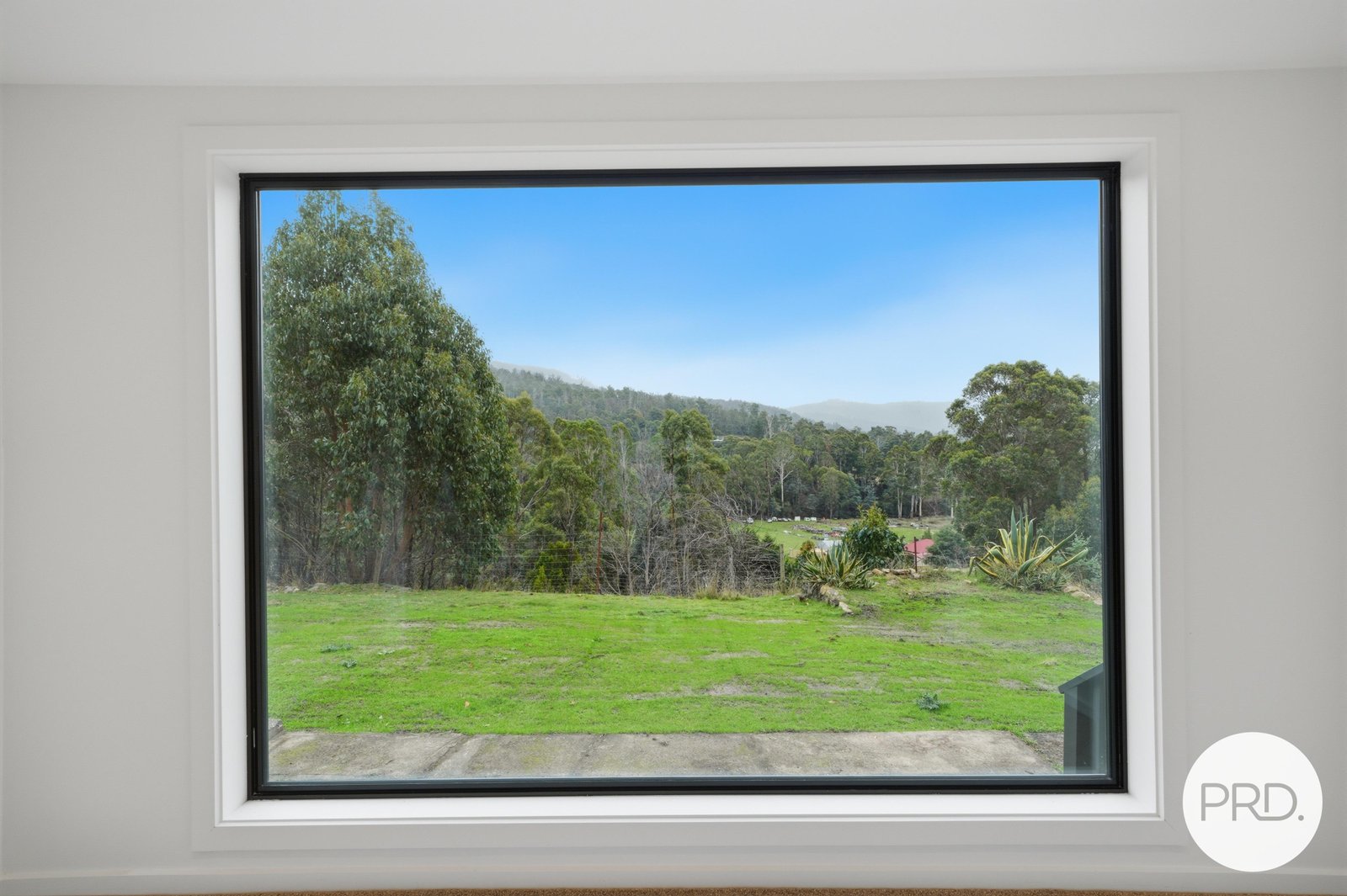 759 Lachlan Road LACHLAN 28