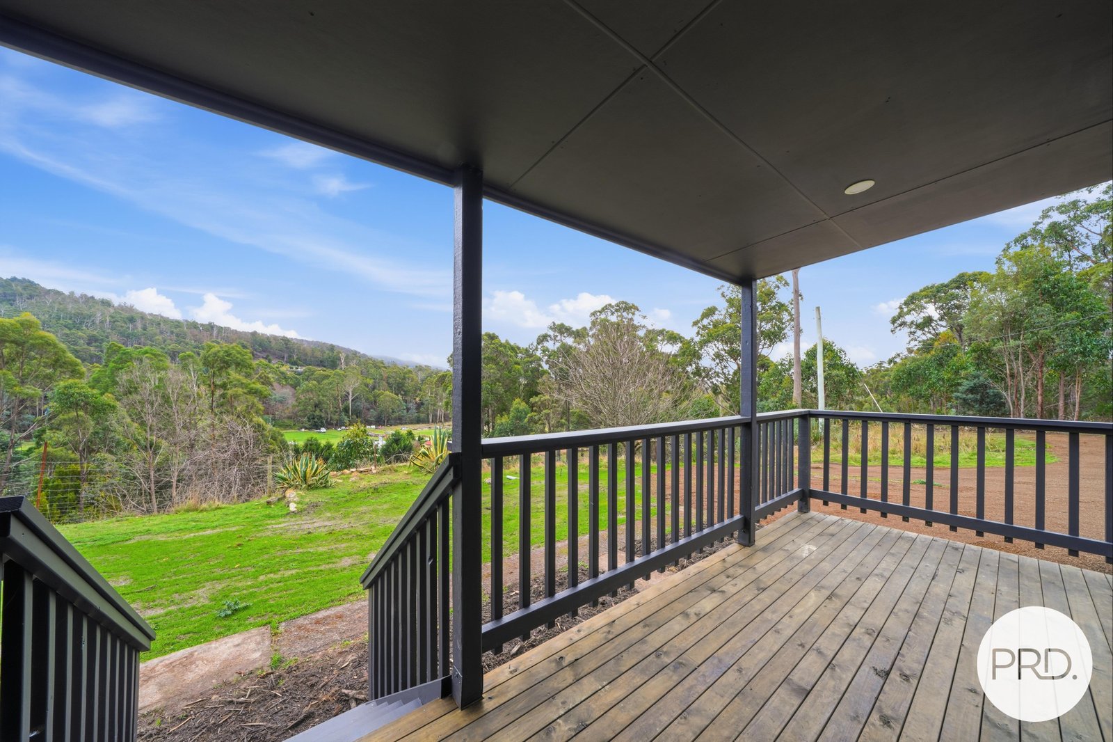 759 Lachlan Road LACHLAN 32
