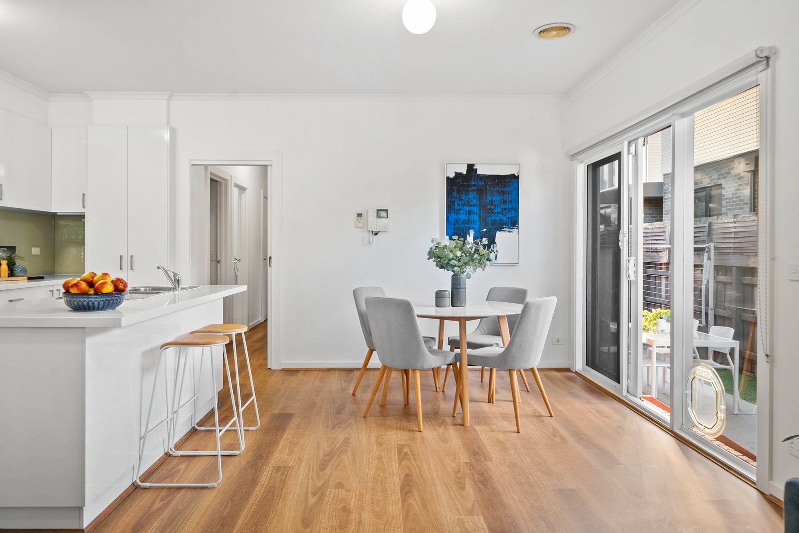 Gallery: 75a Robert Street