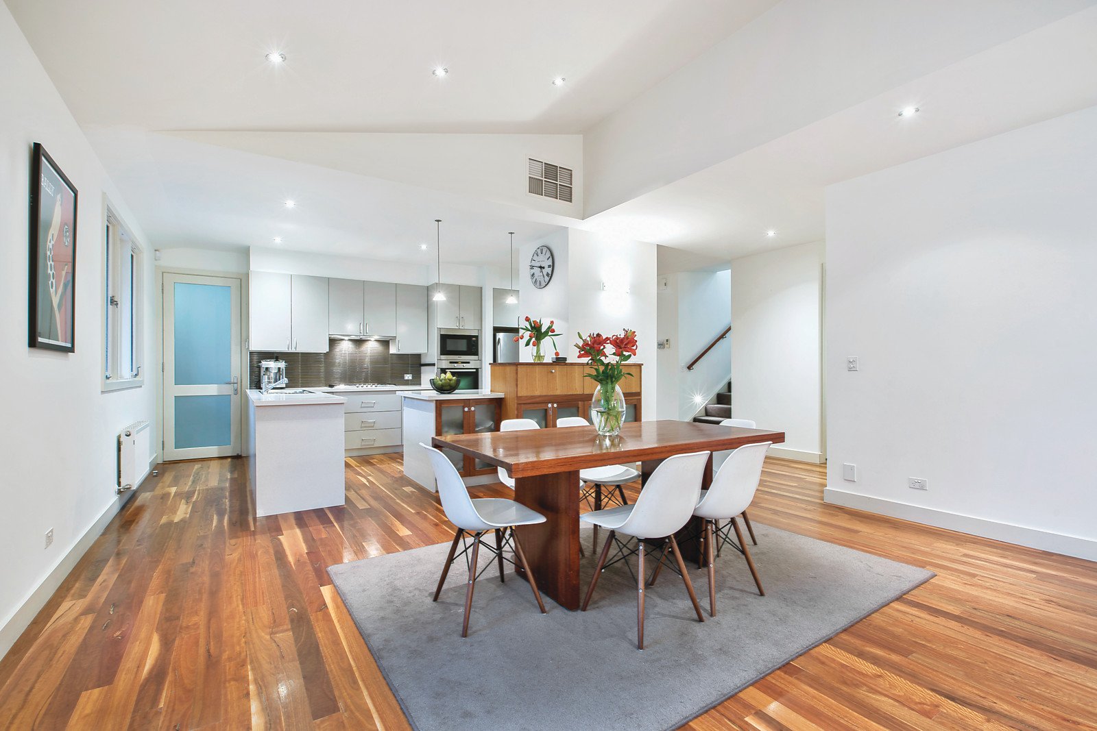 75a Rostrevor Parade, Mont Albert North, VIC