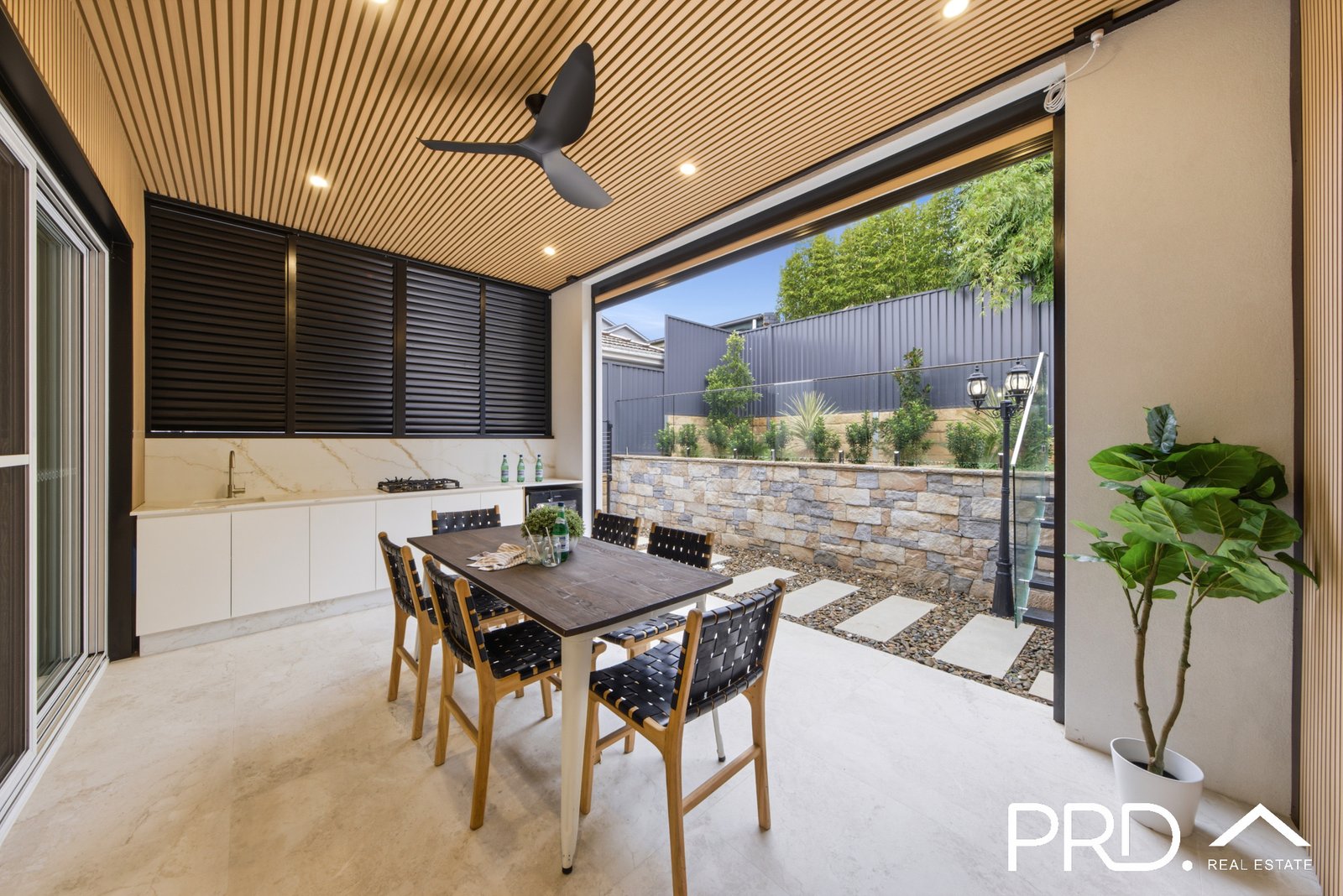 75a Thomas Street PICNIC POINT 12