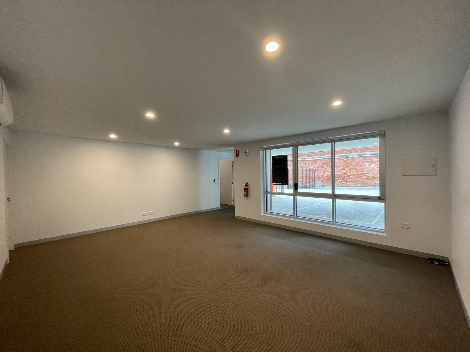 Gallery: 7/6-14 Wells Road