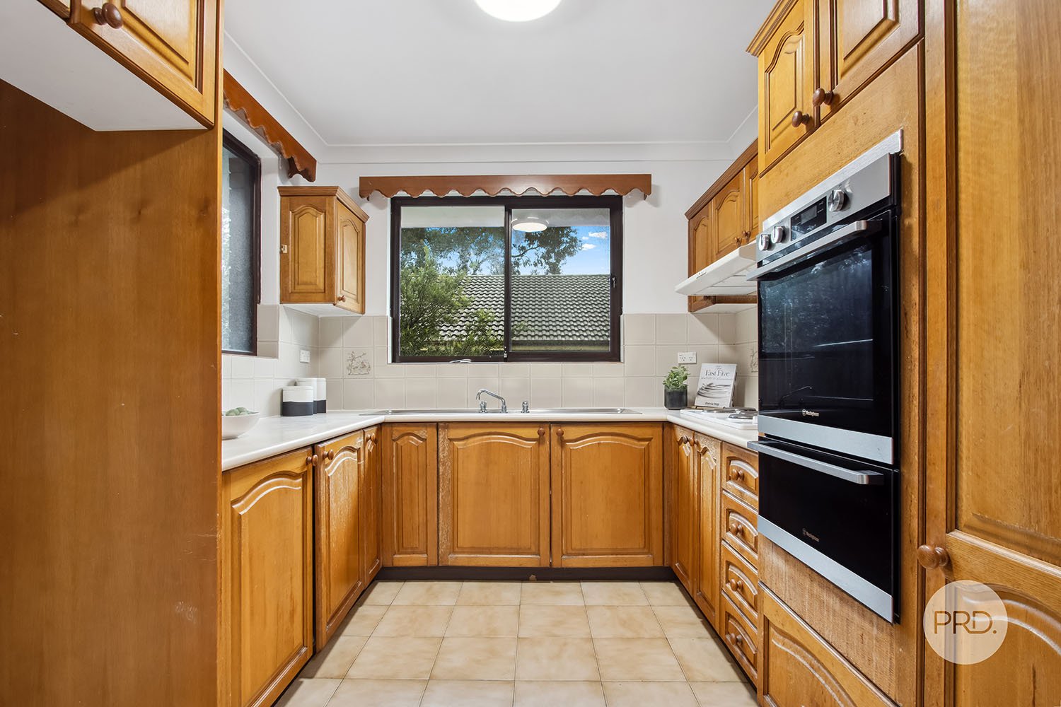 7/6-8 Ocean Street PENSHURST 4