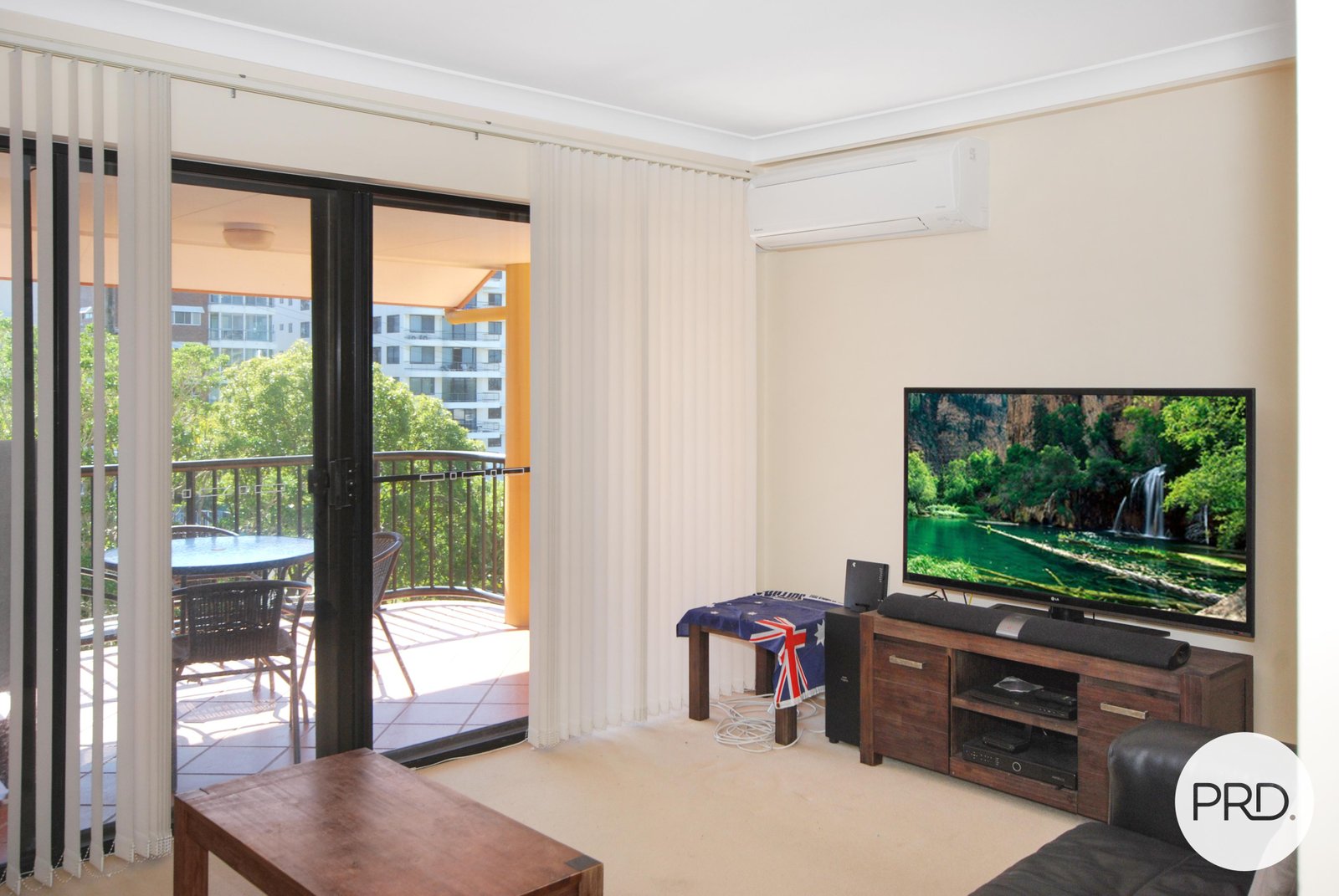 7/6-8 Rutledge Street COOLANGATTA 4
