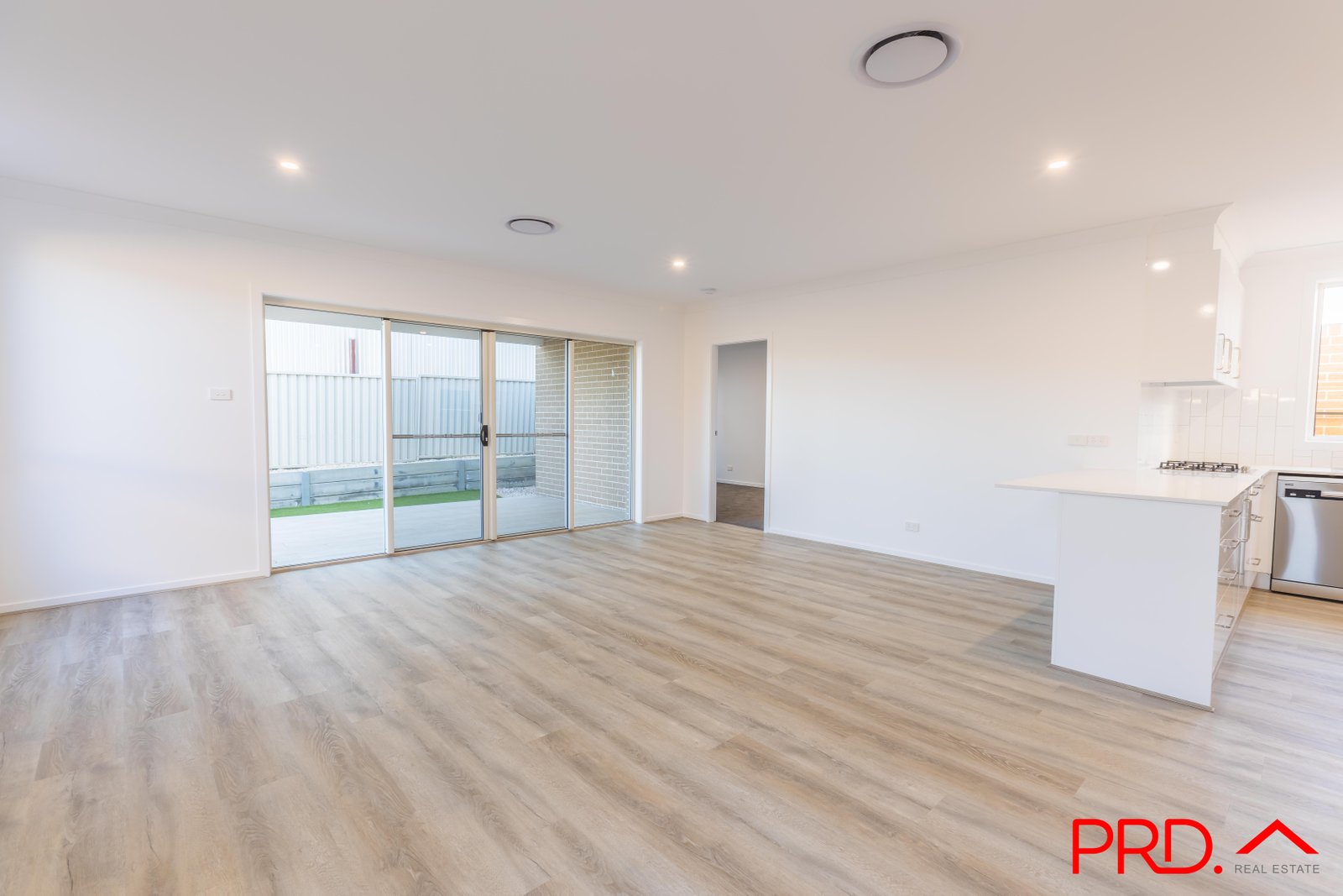 7/6 Ainslie Place TAMWORTH 12