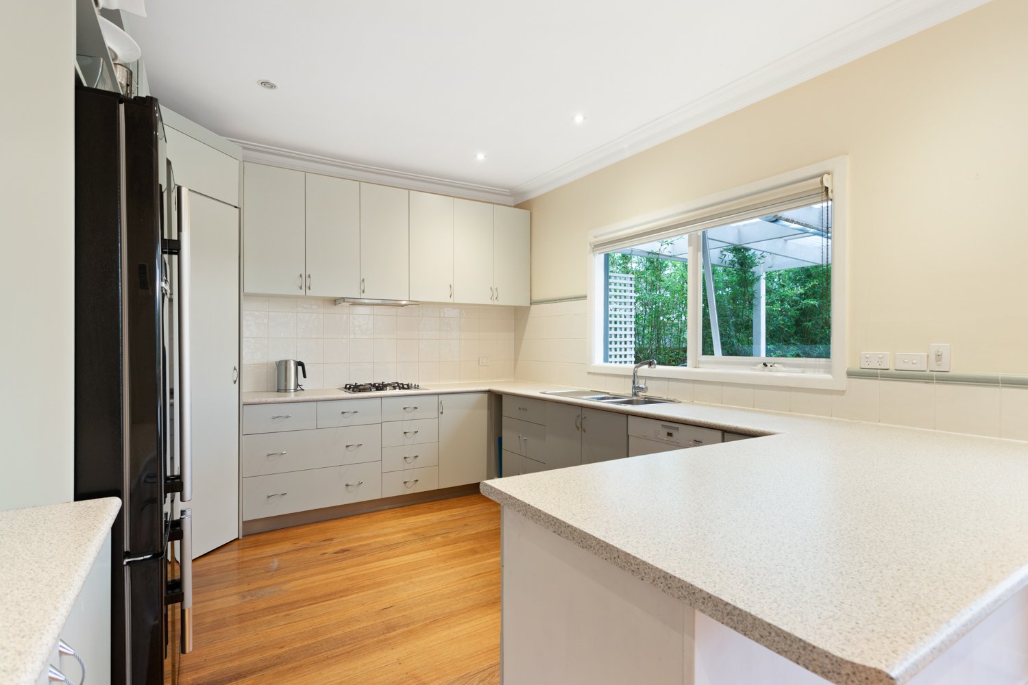 Gallery: 76 Arkaringa Crescent
