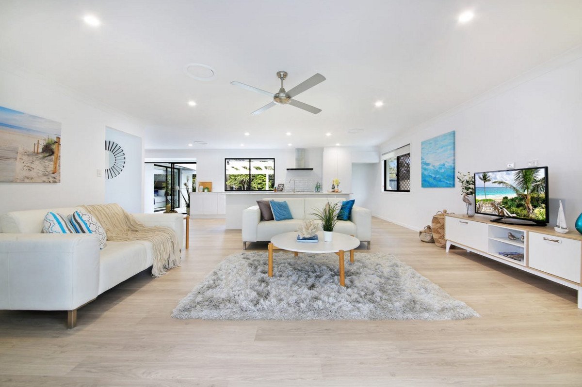 76 Barrier Reef Drive Mermaid Waters 3