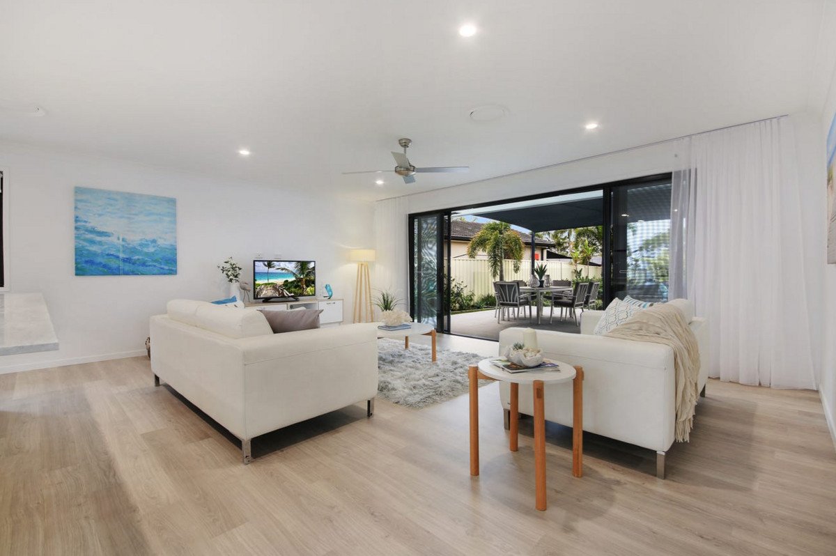 76 Barrier Reef Drive Mermaid Waters 9