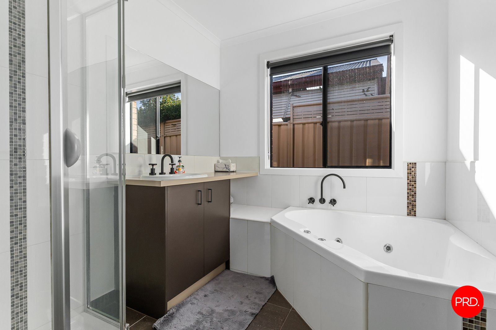 76 Bassett Drive STRATHFIELDSAYE 15