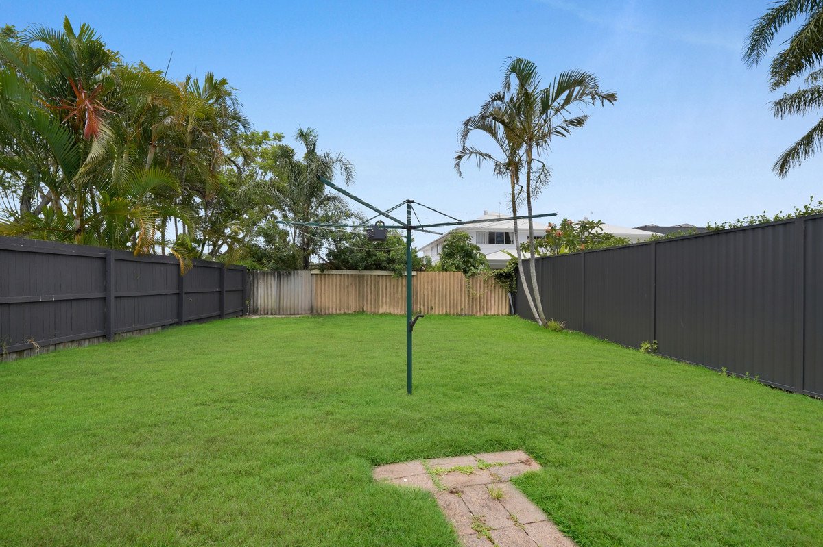 76 Chainey Avenue Miami 12