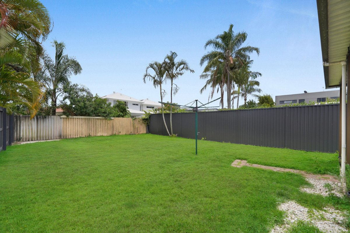 76 Chainey Avenue Miami 13