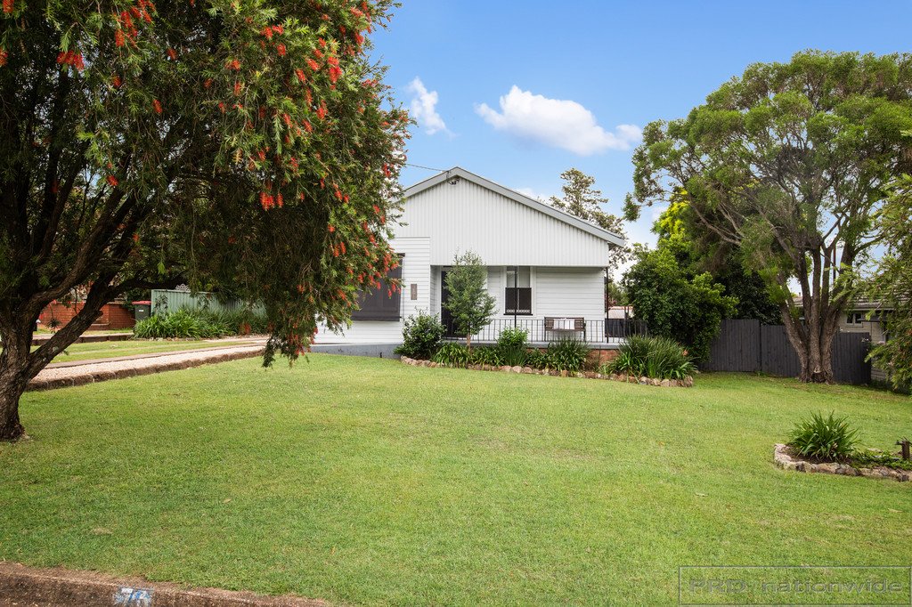 76 Collinson Street TENAMBIT 1