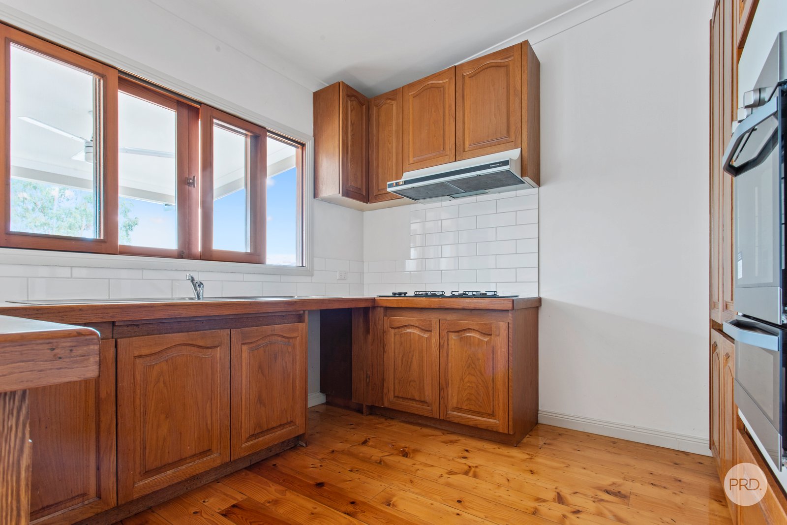 76 Condon Street KENNINGTON 4