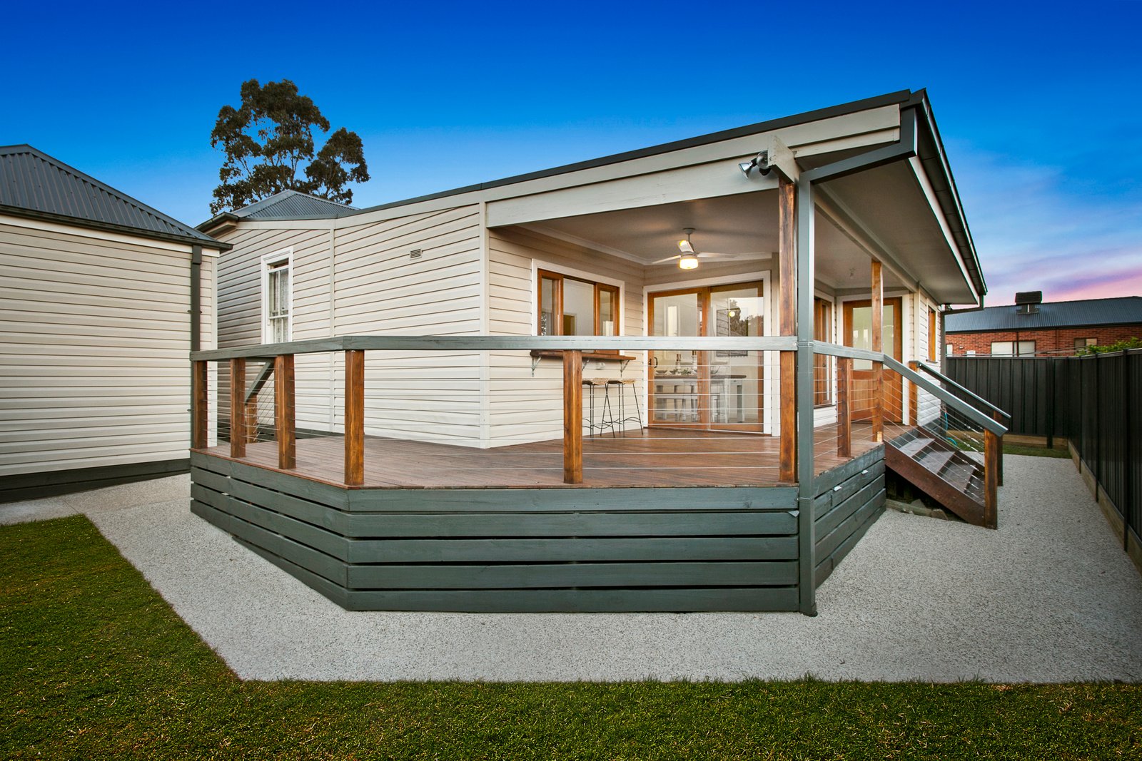 76 Condon Street KENNINGTON 11