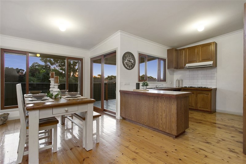 76 Condon Street KENNINGTON 7