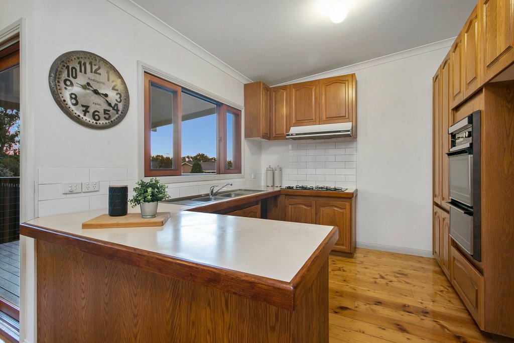 76 Condon Street KENNINGTON 6