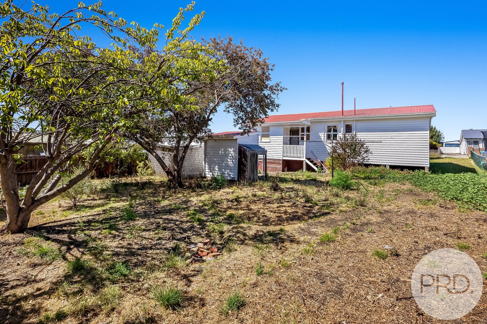 76 Corranga Drive CHIGWELL 18