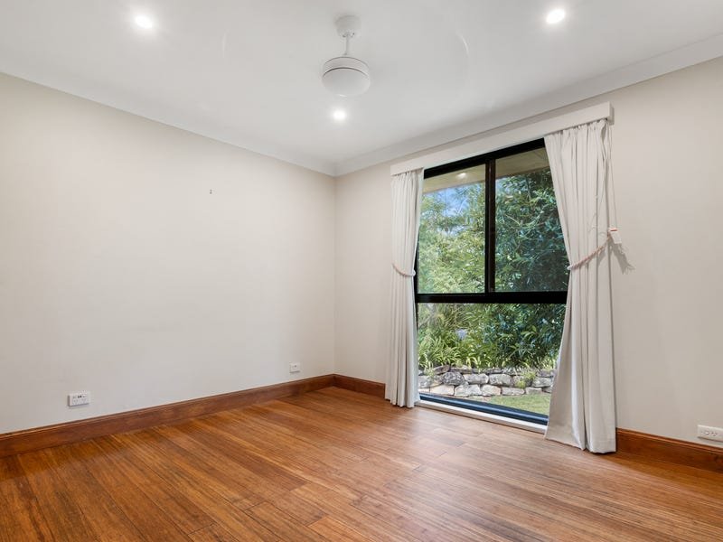 76 Davies Avenue SPRINGWOOD 7