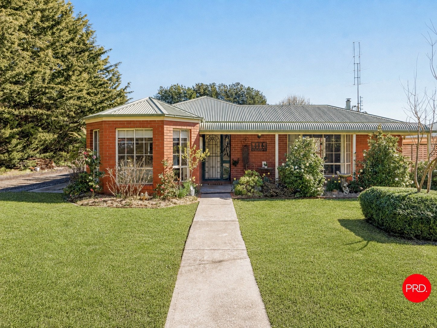 76 Fairbairn Place KYNETON 1