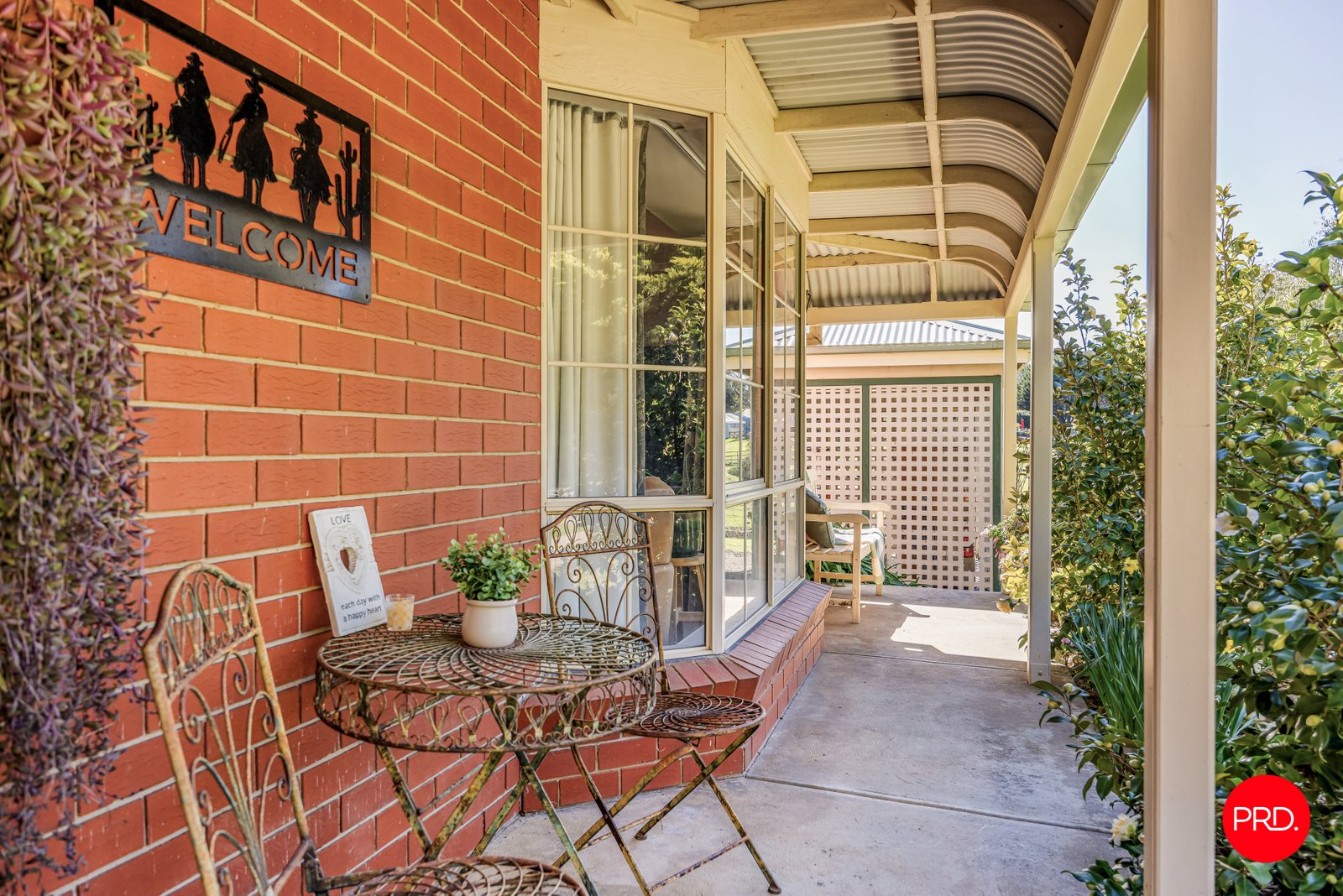 76 Fairbairn Place KYNETON 24