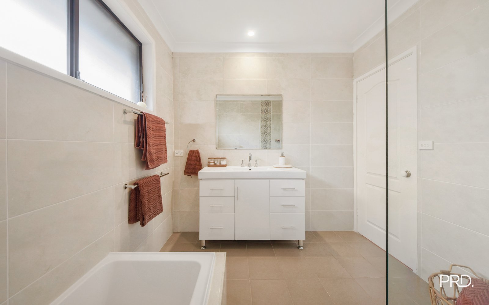 76 Forbes St  Emu Plains 2