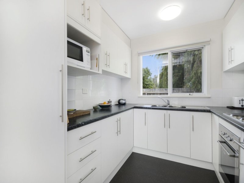 Gallery: 76 Golf Links Road