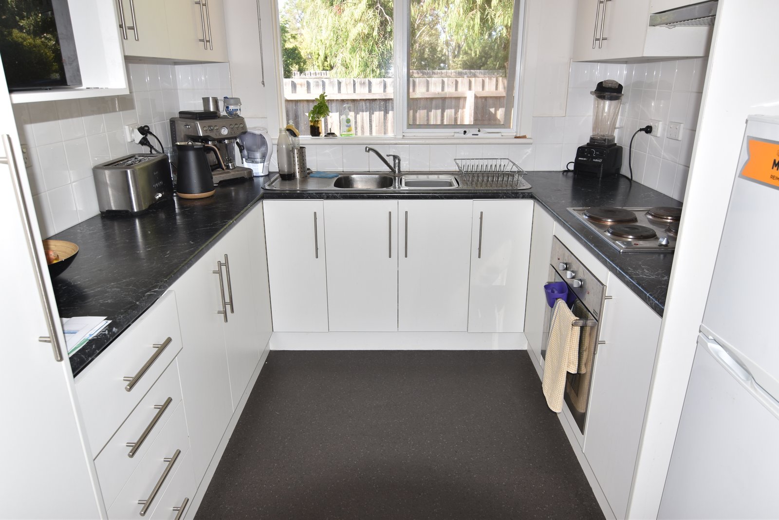 Gallery: 76 Golf Links Road